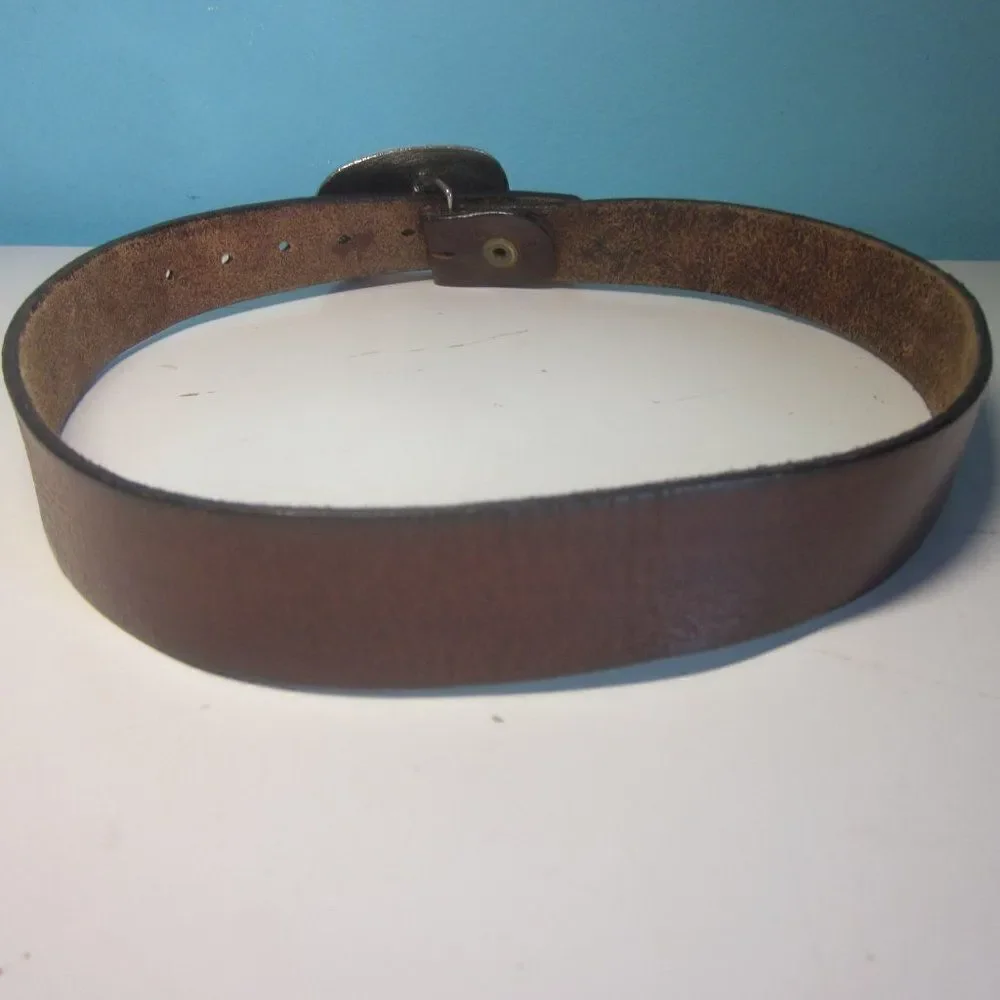 Rustic Leather Belt & Silver Metal Floral Buckle Size 32